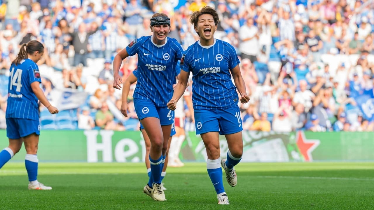 Kiko Seike celebrating vs Charlton